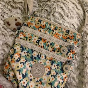 kipling crossbody